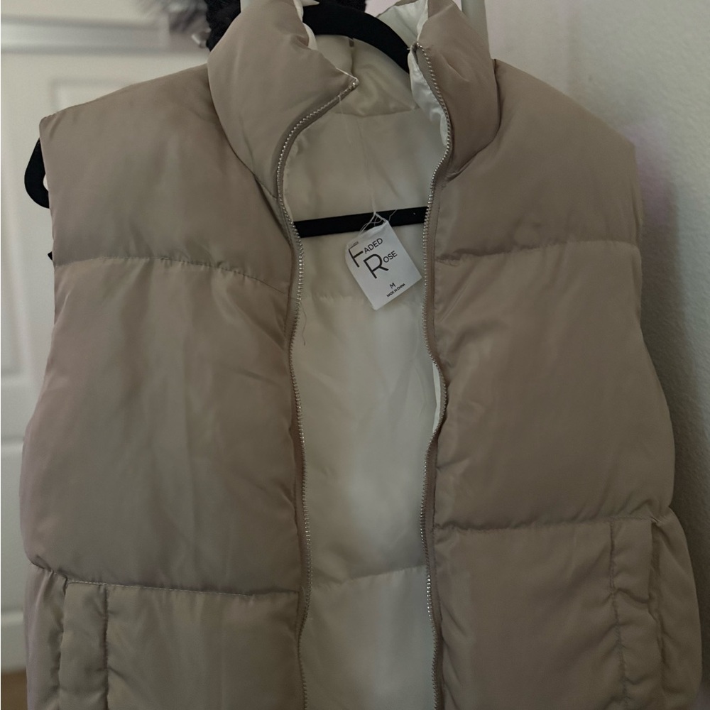 Women's Tan Puffer Vest